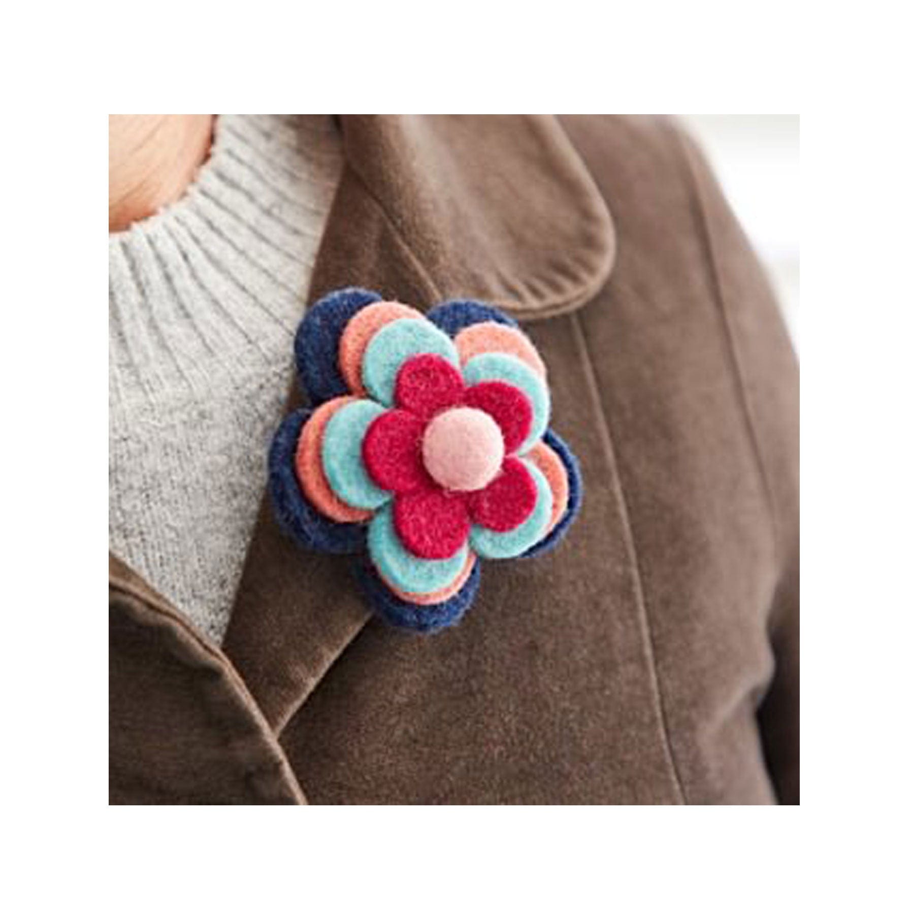 Felt 4 flower brooch (sold singly)