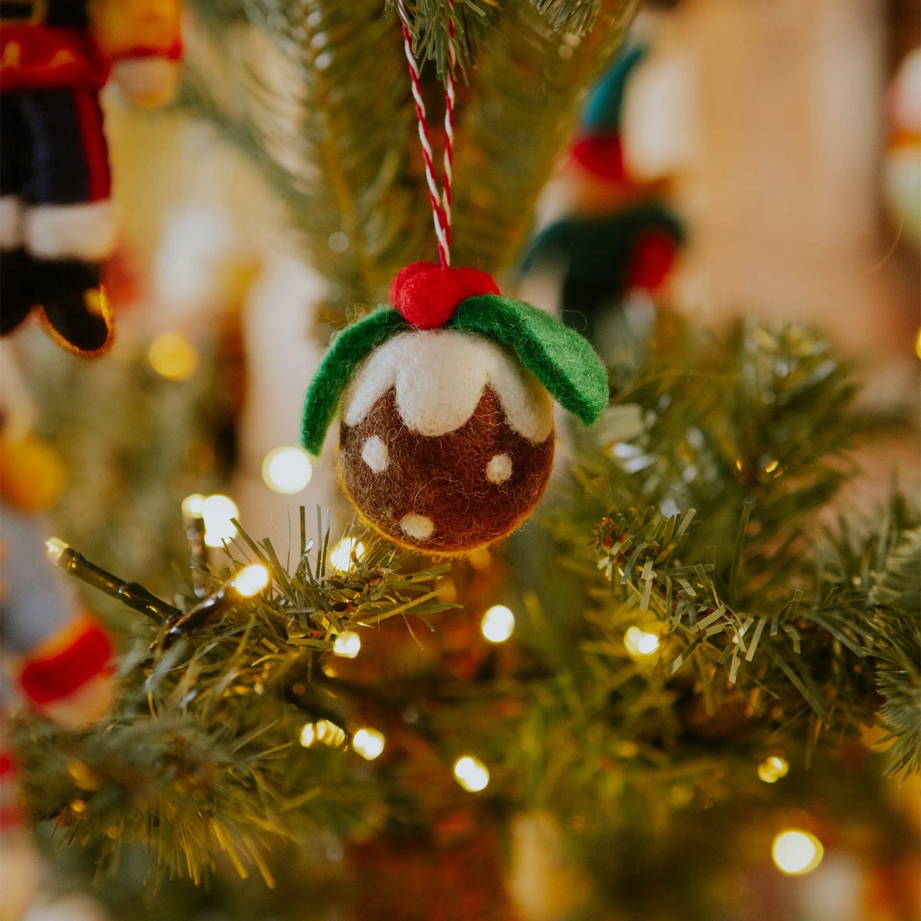 Christmas pudding hanging decoration